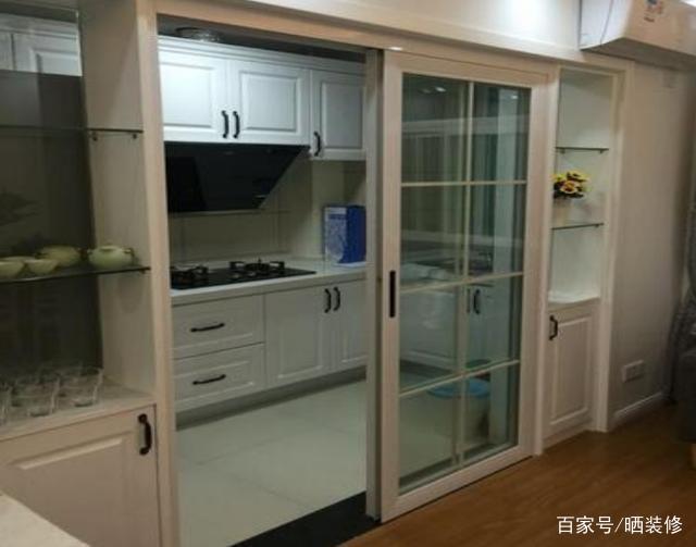 厨房装修别执念推拉门，这样装更实用，我家拆完才后悔知道太晚